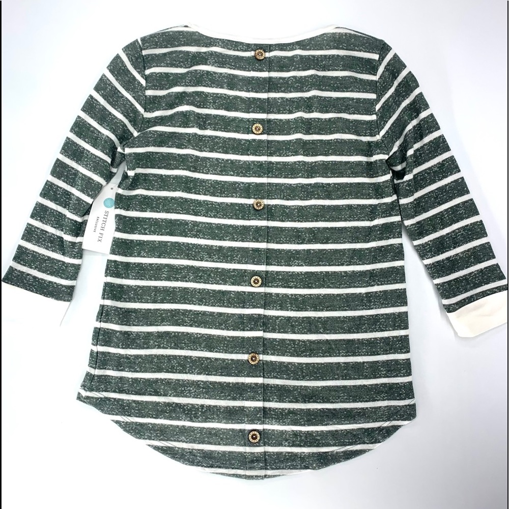 stitch fix pink clover kamie button back knit top